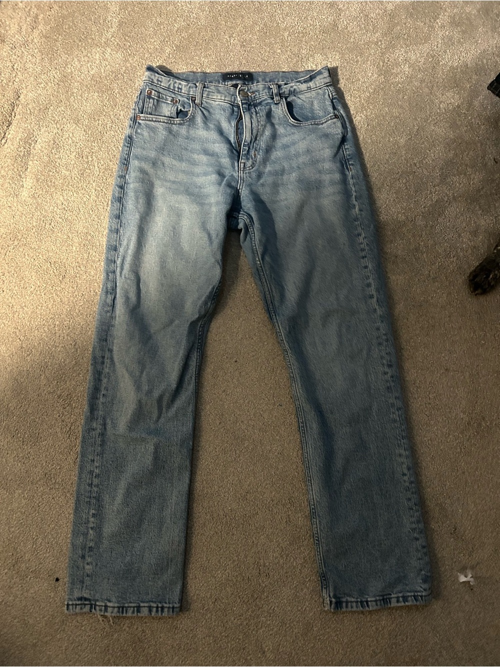 Aeropostale Men's Light Blue Straight-Leg Jeans